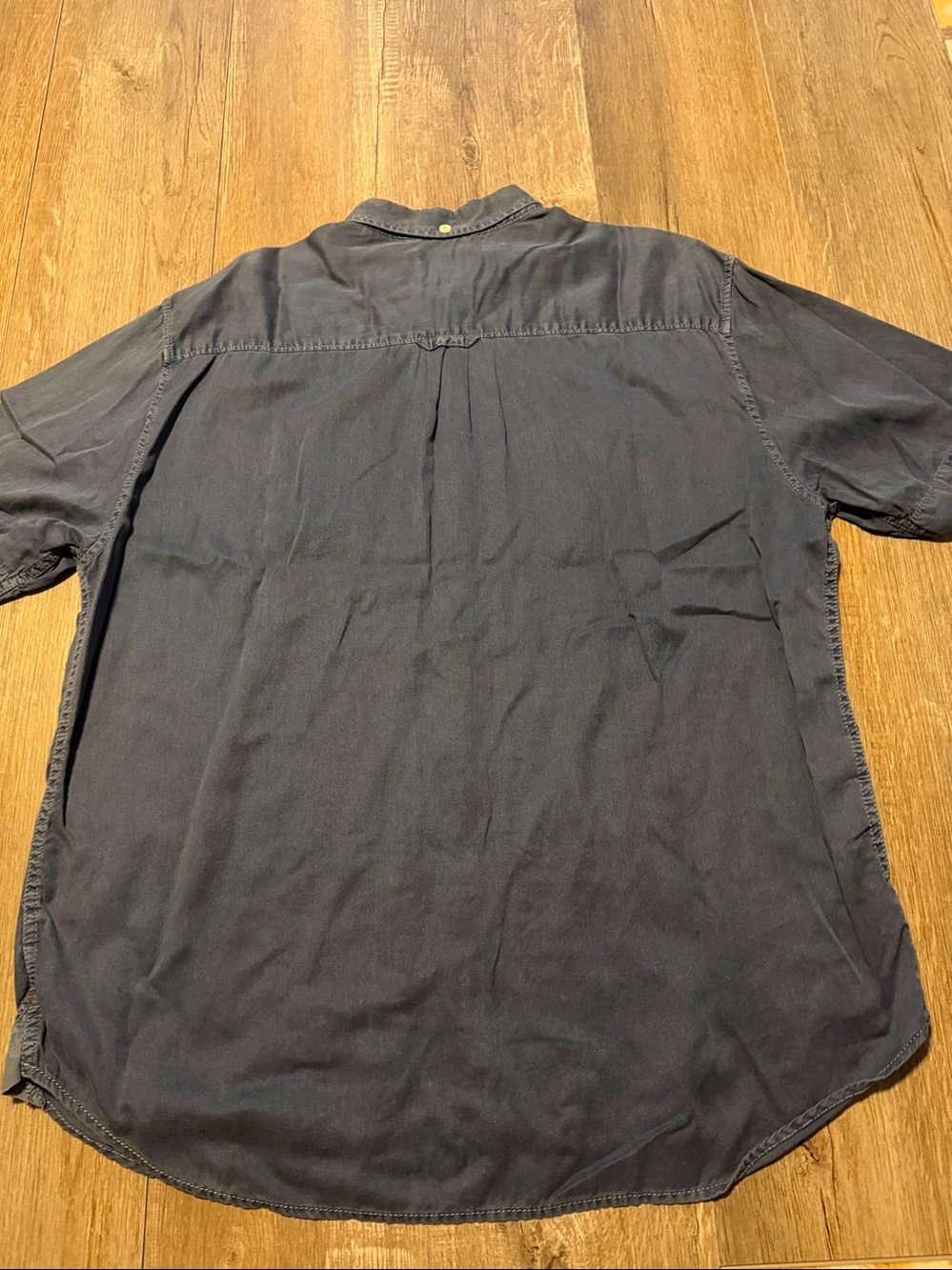Tommy Bahama Navy Short-Sleeve Button-Down Shirt - Picture 5 of 6